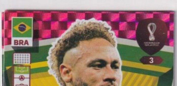 Rio-pretense consegue card ouro de Neymar, figurinha que é