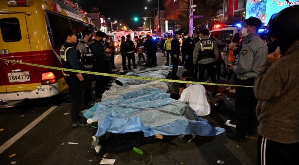 Tumulto em festa de Halloween na Coreia do Sul deixou 156 mortos