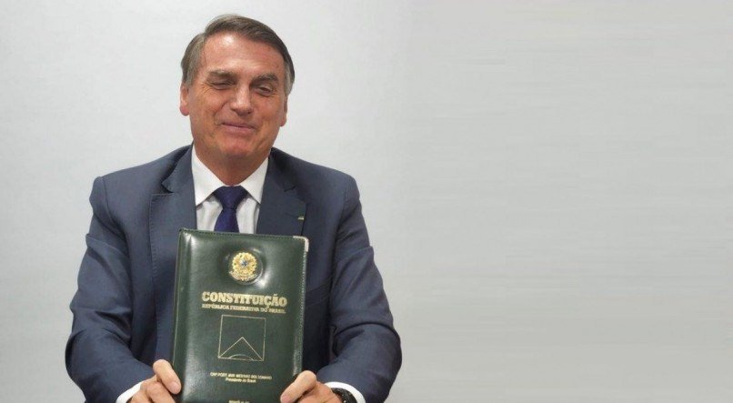 Bolsonaro é o candidato derrotado que mais demorou a reconhecer a vitória do adversário na corrida presidencial