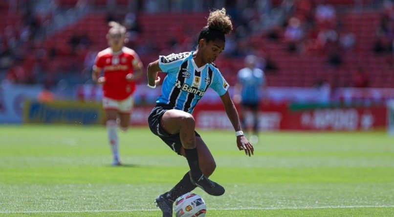 Atletas do Grêmio relatam ofensas racistas vindas de torcedor do Internacional