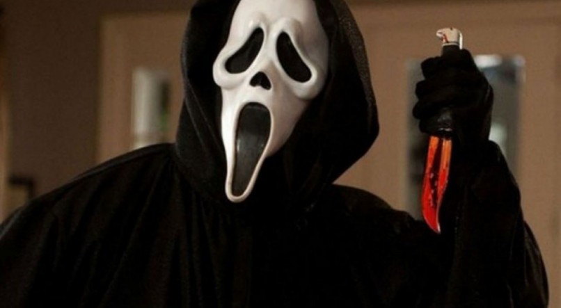 O vilão Ghostface de 'Pânico' está presente na franquia desde seu primeiro filme, em 1996.