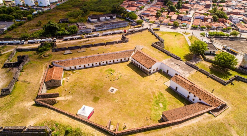 A Fortaleza de Santa Catarina foi construída em meados de 1580 em Cabedelo