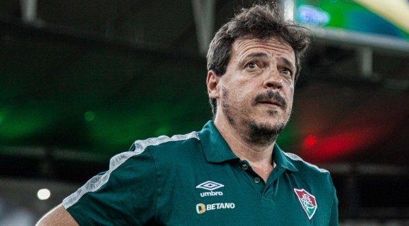 Fernando Diniz dirige o Fluminense no duelo contra o Sporting Cristal pela Libertadores