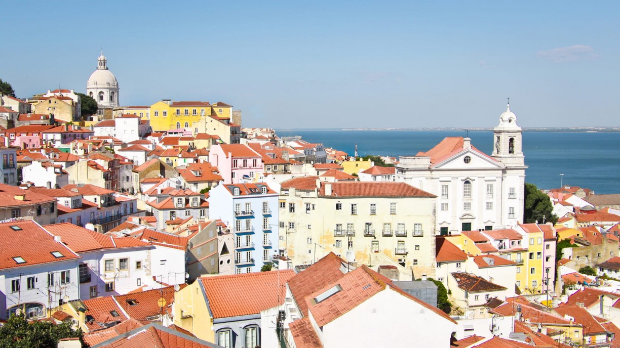 N&uacute;mero de estrangeiros em Portugal cresceu pelo s&eacute;timo ano consecutivo 