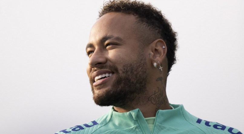 Neymar dever&aacute; encerrar sua carreira no futebol brasileiro