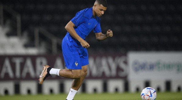 Kylian Mbapp&eacute; &eacute; o grande destaque da Fran&ccedil;a para a Copa do Mundo 2022