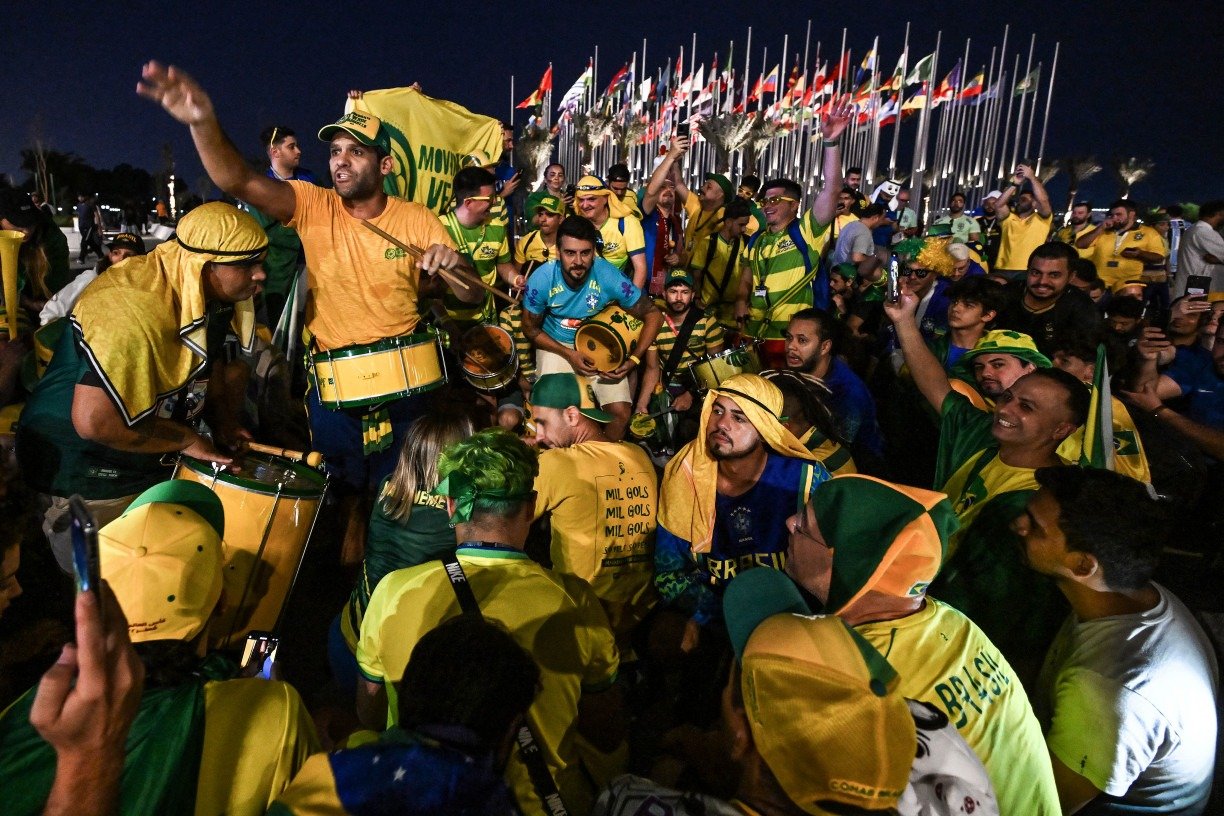 GLOBO AO VIVO AGORA: onde assistir o jogo do Brasil online? Veja quem vai  narrar o jogo do Brasil x Sérvia na Copa do Mundo