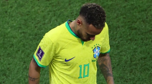Neymar está fora da Copa do Mundo 2022? Médico do Brasil e Tite falaram sobre o assunto