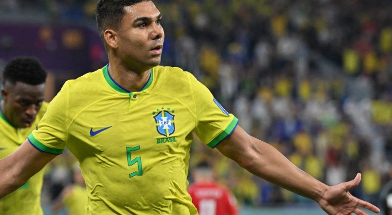 Casemiro &eacute; titular absoluto na Sele&ccedil;&atilde;o Brasileira diante de Senegal em amistoso