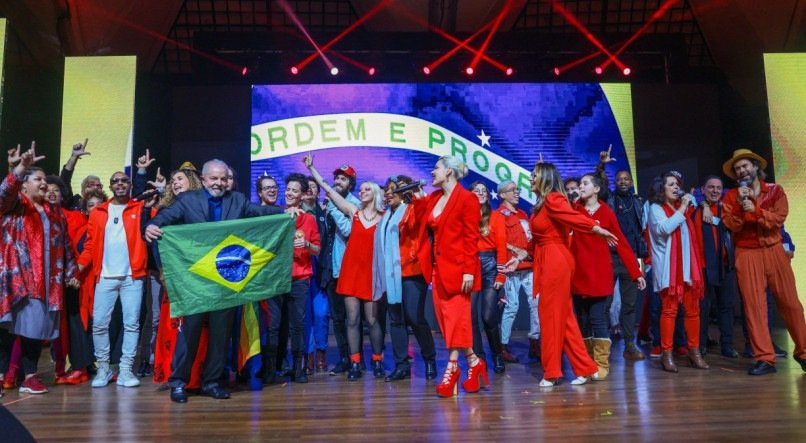 POSSE DE LULA  Al&eacute;m da posse institucional de Lula, ocorrer&aacute; o que foi batizado como &quot;Festival do Futuro&quot;