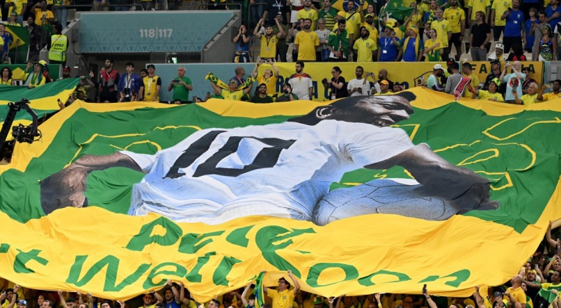 Pelé recebe homenagem na Copa do Mundo 2022