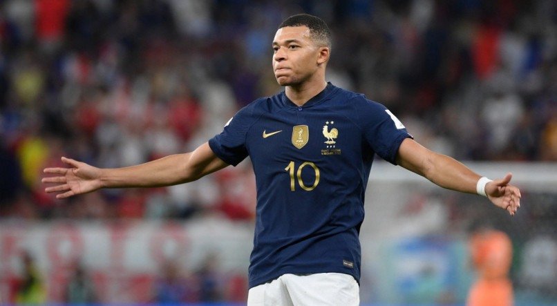 Artilheiro no Catar, Mbappé se torna maior goleador em finais de Copa do  Mundo - Metro 1