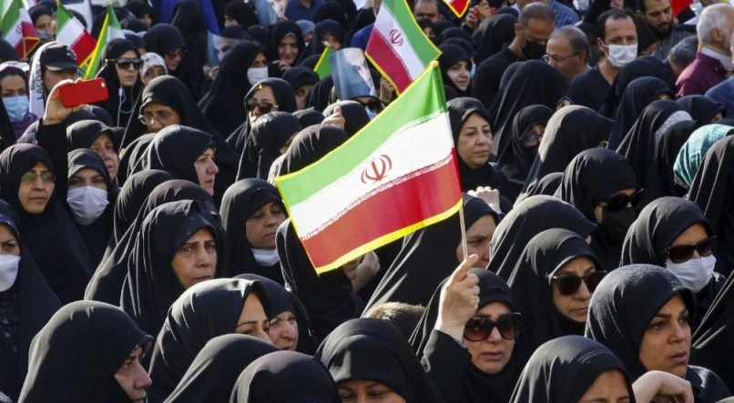 IR&Atilde; Governo quer vingar morte de iraniano
