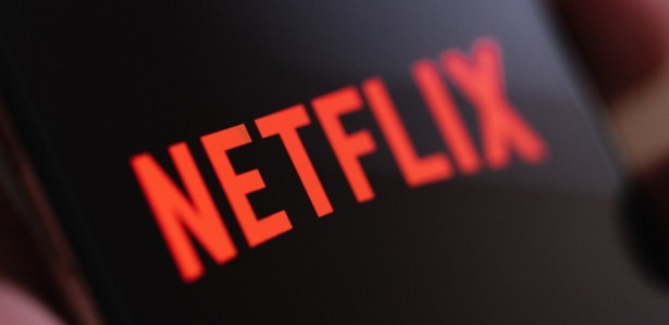 Sim, Netflix vai cobrar mais de quem divide senha em 2023; veja as regras -  08/01/2023 - UOL TILT
