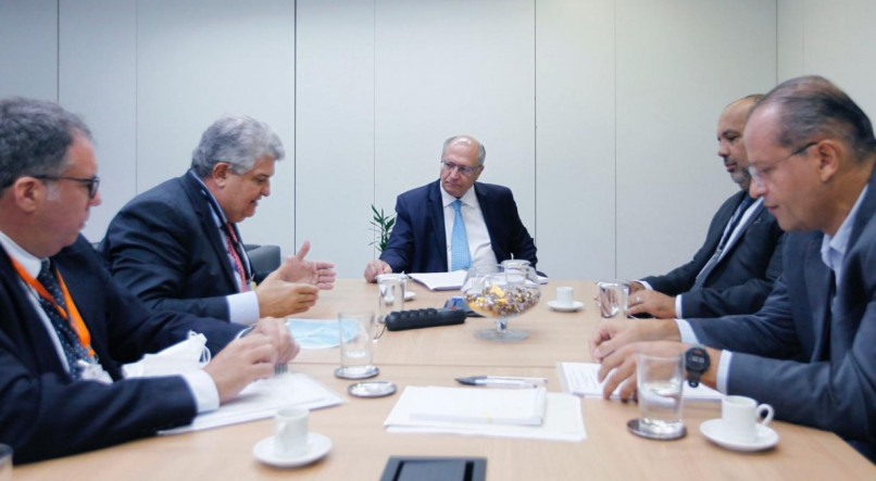 Guilherme Coelho em reunião no CCBB com o vice-presidente eleito, Geraldo Alckmin.