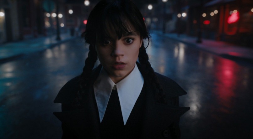 Jenna Ortega, 20, vive a Wandinha Addams na nova série da Netflix