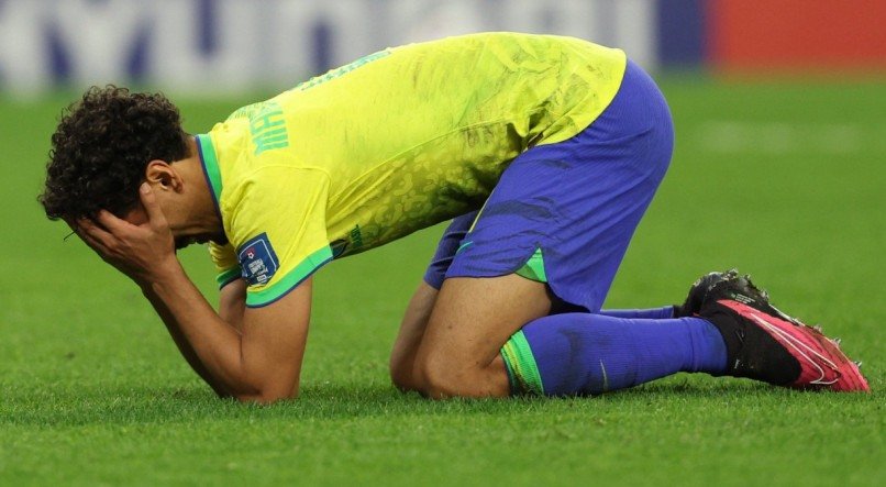 QUEM BATEU OS PÊNALTIS DO BRASIL? Saiba quais JOGADORES PERDERAM os pênaltis  que ELIMINARAM O BRASIL da COPA DO MUNDO