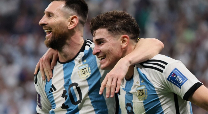 Messi e Juli&aacute;n &Aacute;lvarez foram destaque do Tri da Argentina na Copa do Mundo
