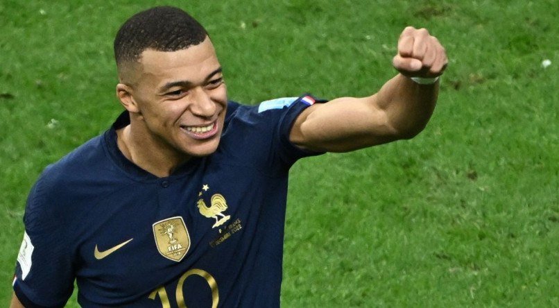 Mbapp&eacute; a estrela da Fran&ccedil;a na final da Copa do Mundo 2022 contra a Argentina