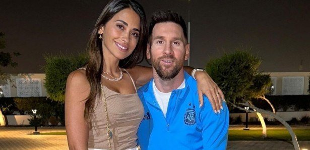 Messi E Esposa Jogador E Antonela Roccuzzo Se Conhecem Desde A Infância Confira Fotos