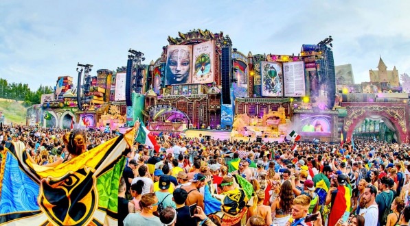 Tomorrowland é um festival de música eletrônica
