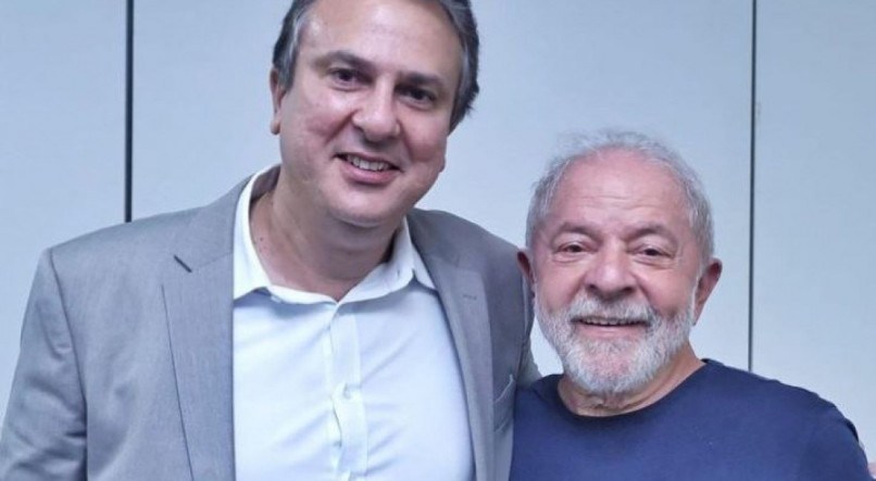 Lula convidou o ex-governador do Cear&aacute; e senador eleito Camilo Santana (PT) para o Minist&eacute;rio da Educa&ccedil;&atilde;o