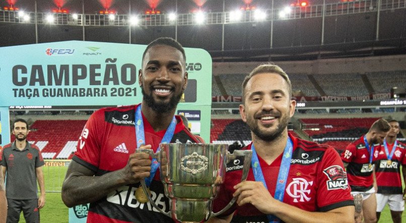 Gerson e Everton Ribeiro ainda n&atilde;o estar&atilde;o em campo pelo Flamengo nesta quinta (12)