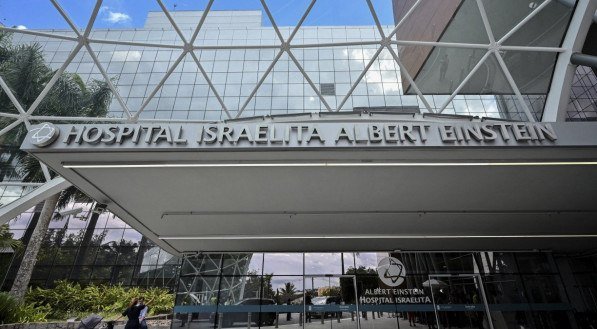 Hospital Albert Einstein, em São Paulo, é o único hospital privado que mantém atualmente uma faculdade de medicina