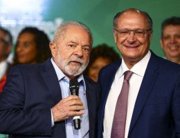 Lula fará reunião com Alckmin sobre medidas a setores afetados por tarifaço nesta segunda (11)