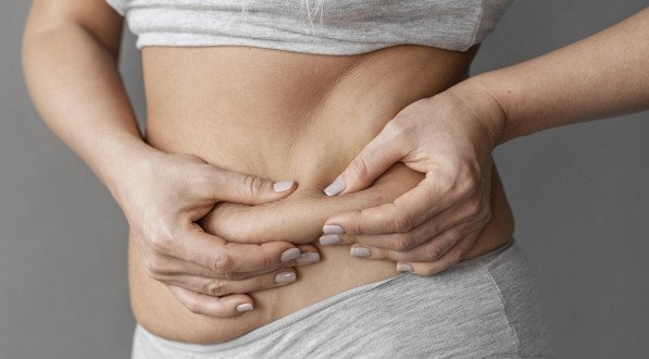 CHÁ SECA BARRIGA CASEIRO EM 4 DIAS: Conheça os MELHORES CHÁS PARA PERDER A BARRIGA e EMAGRECER RÁPIDO