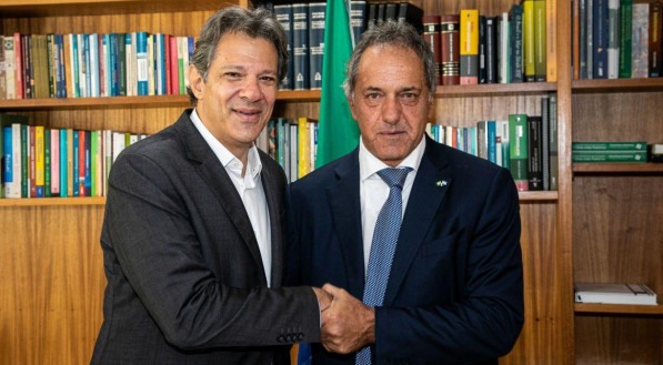 Fernando Haddad e Daniel Scioli, embaixador da Argentina no Brasil