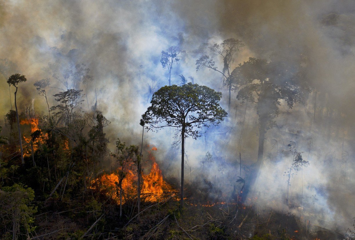 A alteração climática, o esgotamento dos combustíveis fósseis e ainda a poluição da água vão criar, já estão criando, desordens, choques, desastres e catástrofes