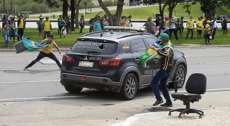 Confronto entre polícia e manifestantes em Brasília