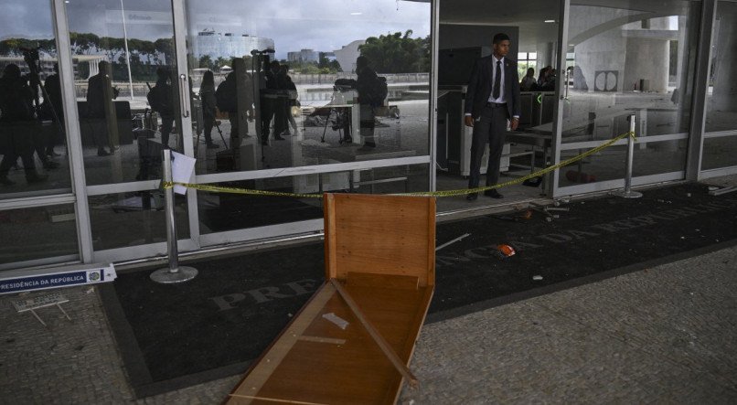 Destruição no Palácio do Planalto 