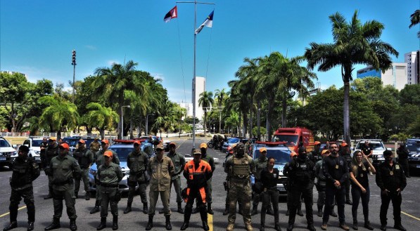 Policiais militares estarão nos principais corredores e avenidas do Grande Recife e interior do Estado, promete a gestão Raquel Lyra