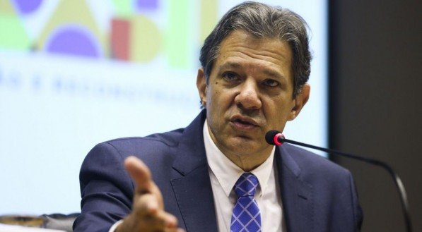 ARCABOUÇO FISCAL: "Está nas mãos dele", disse HADDAD após encontro com LULA hoje (17)