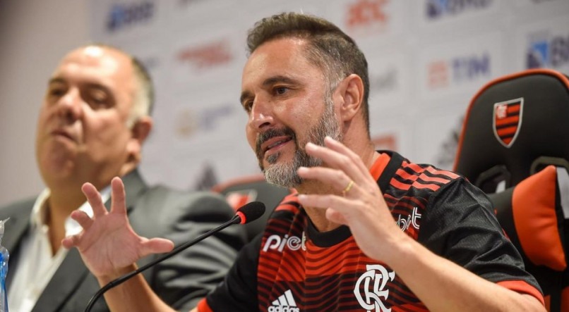 Vítor Pereira comanda o Flamengo desde o início da temporada 2023