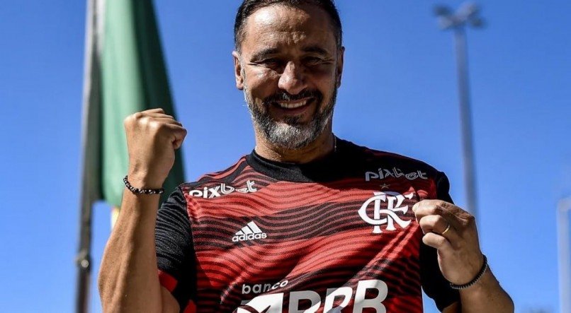 Vítor Pereira comanda o Flamengo na busca pelo bicampeonato mundial