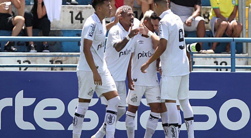 PEDRO ERNESTO GUERRA AZEVEDO/Santos FC