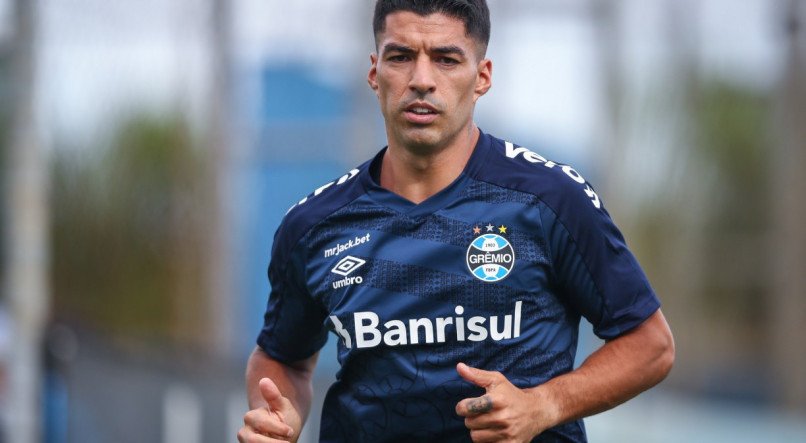 Gr&ecirc;mio tem Su&aacute;rez como um dos grandes destaques