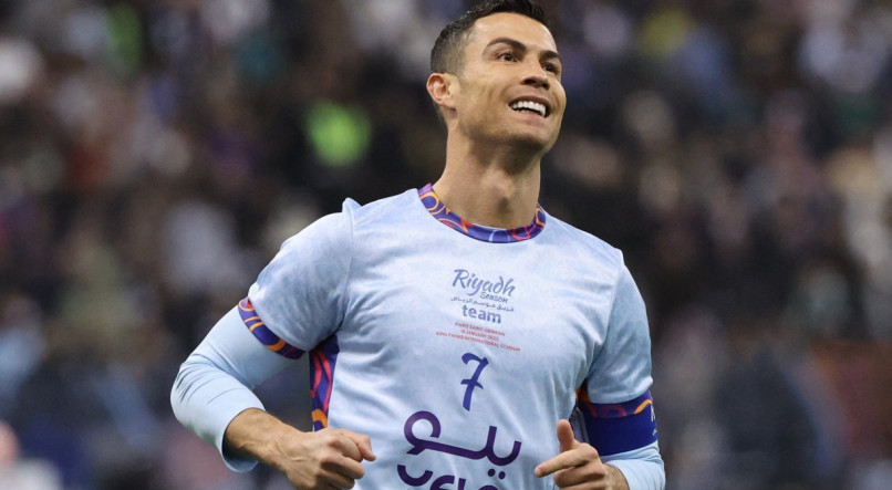 Cristiano Ronaldo comanda o ataque do Al-Nassr contra o Al-Duhail