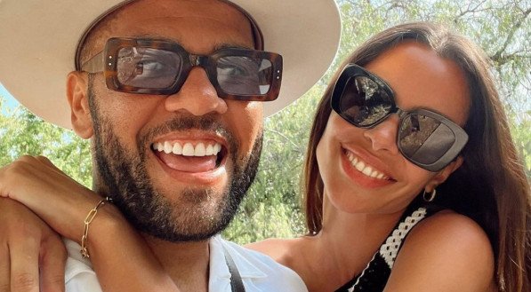 Daniel Alves estava com Joana desde 2015