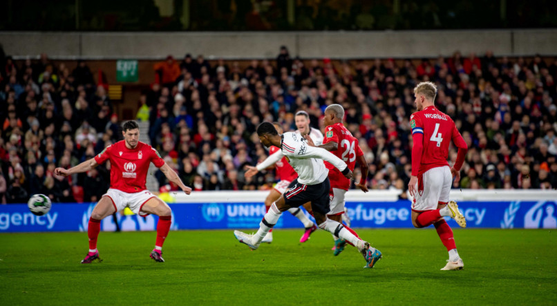 Marcus Rashford abriu o placar na vitória do Manchester United diante do Nottingham Forest, pela Copa da Liga Inglesa