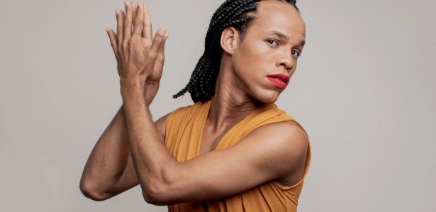 Caetana lança álbum de estreia no Recife com show. Conheça a cantora - JC Online