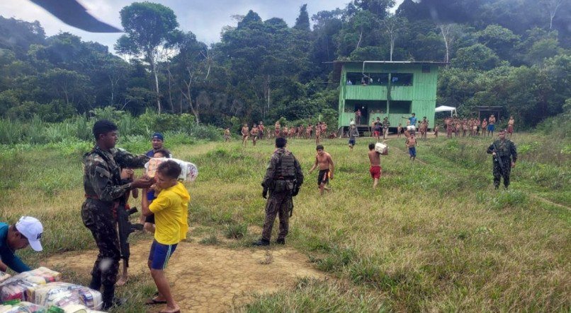 O esforço conjunto das Forças Armadas em cooperar com os órgãos federais e estaduais para salvar vidas 