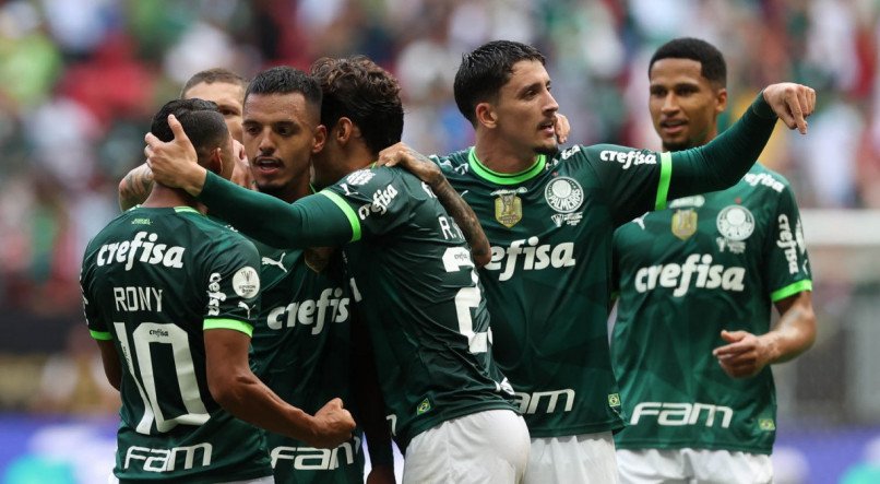 Palmeiras entra em campo hoje.