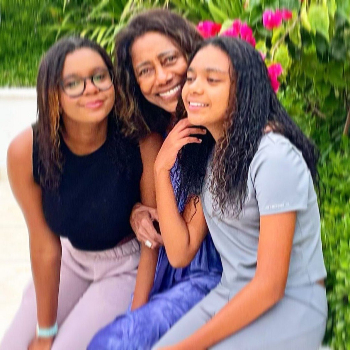 QUEM SÃO AS FILHAS DE GLORIA MARIA? Conheça a família da jornalista