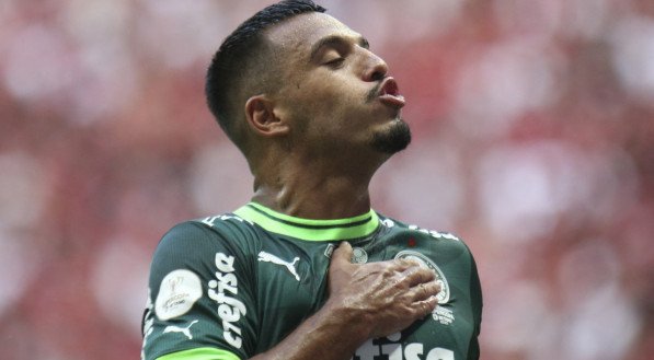 ONDE ASSISTIR PALMEIRAS X SANTOS AO VIVO: Saiba horário, escalações e onde assistir gratuitamente a partida do Paulistão neste sábado (04)