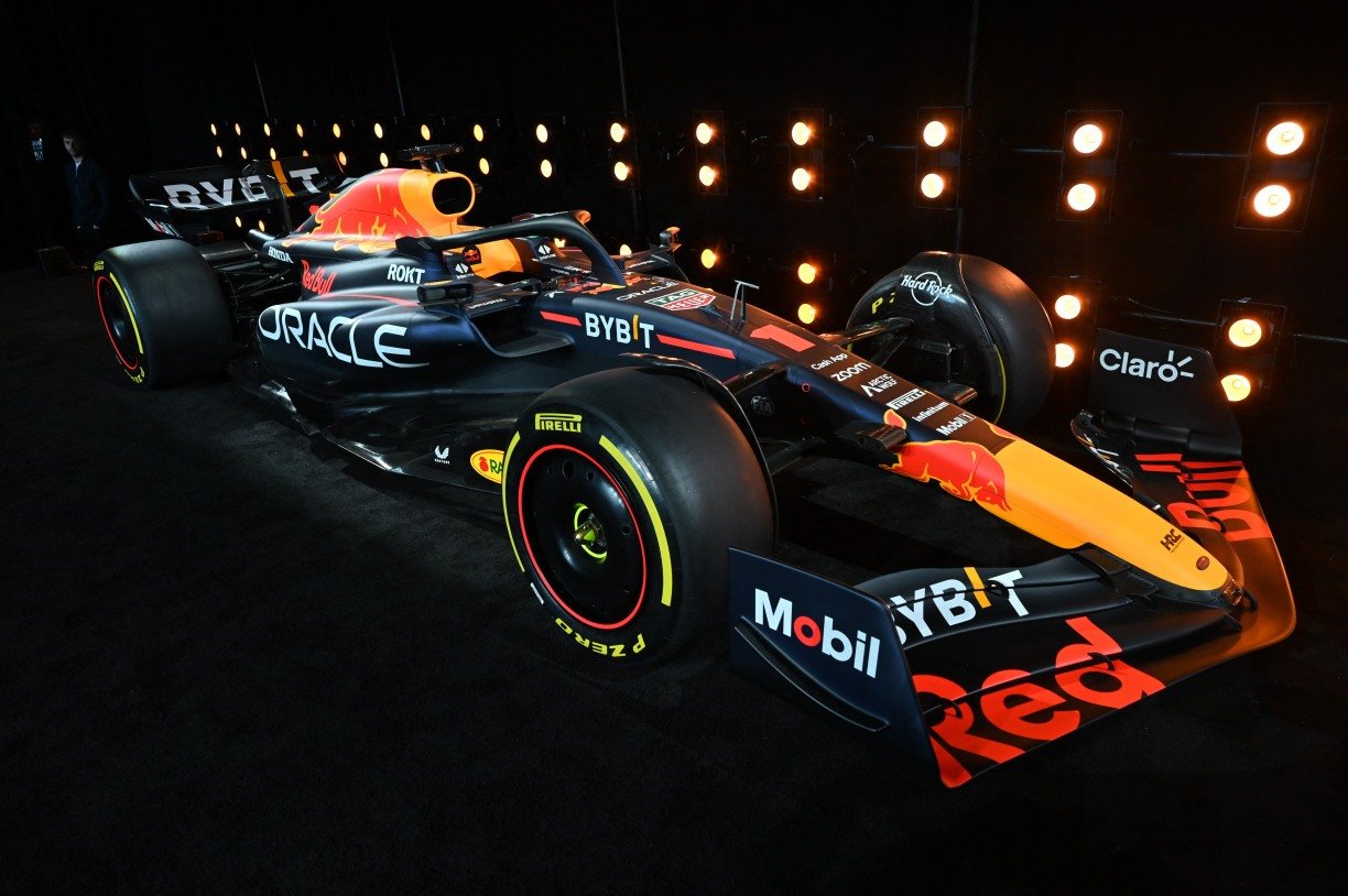 Veja o calendário de apresentações dos carros da F1 para 2023