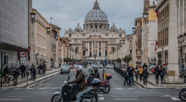 Principais destinos da Europa, como Roma, estão com passagens aéreas em promoção